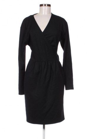 Sukienka Strenesse, Rozmiar M, Kolor Czarny, Cena 296,62 zł