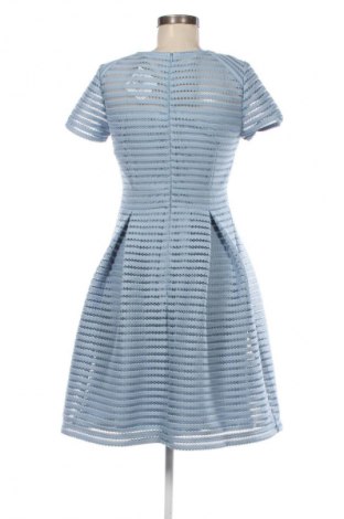 Kleid Swing, Größe M, Farbe Grau, Preis 127,99 €