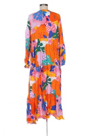 Рокля Tatuum, Размер L, Цвят Многоцветен, Цена 82,08 лв.