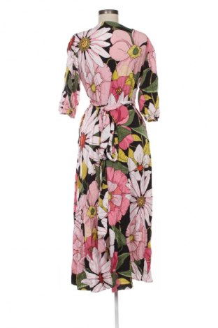 Рокля Tatuum, Размер L, Цвят Многоцветен, Цена 82,08 лв.
