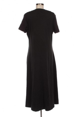 Рокля Tommy Hilfiger, Размер 3XL, Цвят Черен, Цена 199,99 лв.