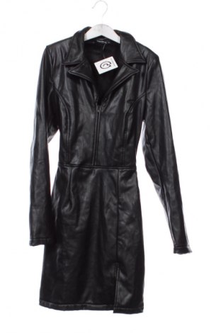 Šaty  Trendyol, Velikost XS, Barva Černá, Cena  419,00 Kč