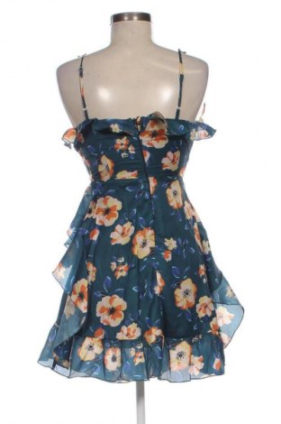 Šaty  Trendyol, Velikost XS, Barva Vícebarevné, Cena  1 367,00 Kč