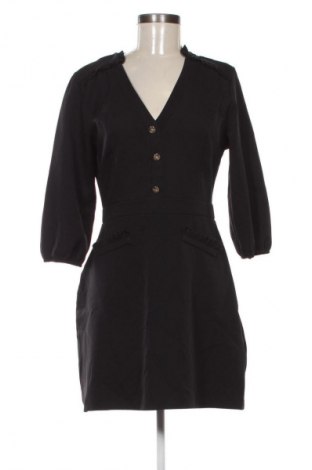 Рокля Trendyol, Размер M, Цвят Черен, Цена 16,99 лв.