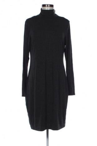 Рокля True Spirit, Размер L, Цвят Черен, Цена 13,99 лв.