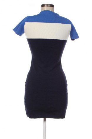 Рокля Unbranded, Размер S, Цвят Многоцветен, Цена 16,99 лв.