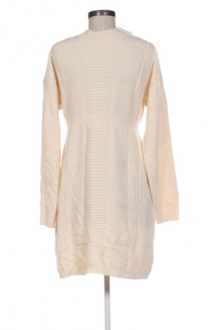 Ruha Unbranded, Méret M, Szín Bézs, Ár 5 899 Ft