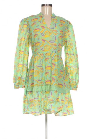 Рокля Unbranded, Размер S, Цвят Многоцветен, Цена 54,15 лв.