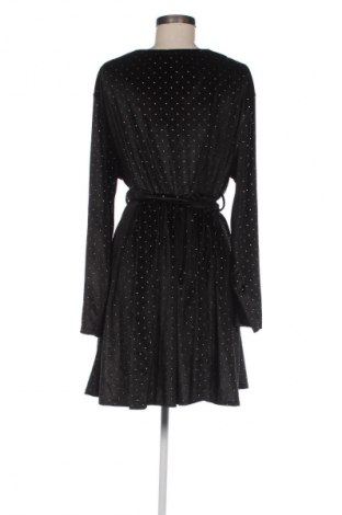 Ruha Unbranded, Méret M, Szín Fekete, Ár 6 525 Ft