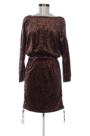 Рокля Unbranded, Размер S, Цвят Многоцветен, Цена 12,99 лв.