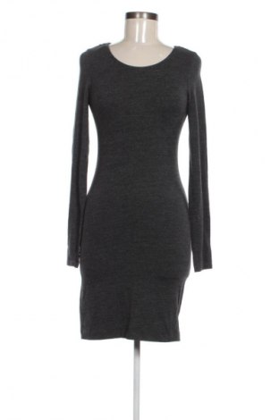 Рокля Unbranded, Размер M, Цвят Сив, Цена 29,00 лв.