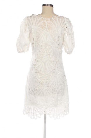 Ruha Unbranded, Méret M, Szín Fehér, Ár 11 628 Ft