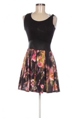 Рокля Unbranded, Размер S, Цвят Многоцветен, Цена 29,00 лв.