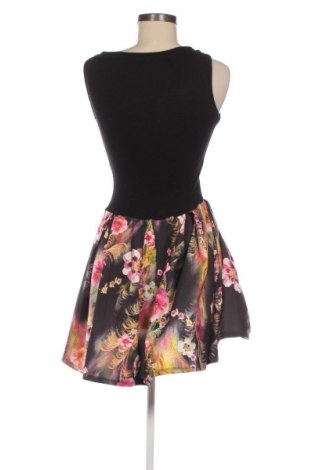 Рокля Unbranded, Размер S, Цвят Многоцветен, Цена 29,00 лв.
