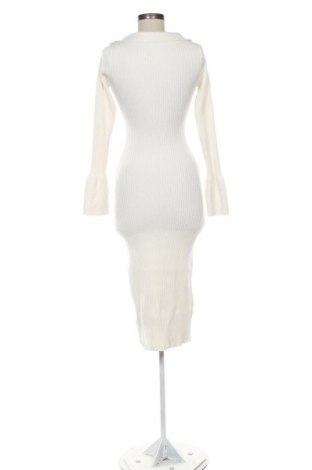 Ruha Unbranded, Méret S, Szín Fehér, Ár 7 650 Ft