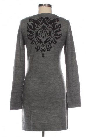 Рокля Unbranded, Размер M, Цвят Сив, Цена 18,99 лв.