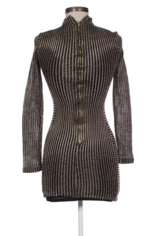 Рокля Unbranded, Размер S, Цвят Многоцветен, Цена 11,99 лв.