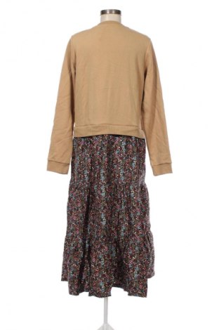 Рокля Unbranded, Размер XL, Цвят Многоцветен, Цена 34,99 лв.