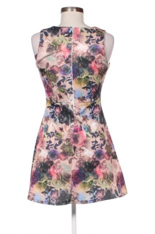 Šaty  Unbranded, Velikost M, Barva Vícebarevné, Cena  367,00 Kč