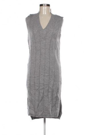 Рокля Unbranded, Размер M, Цвят Сив, Цена 42,99 лв.