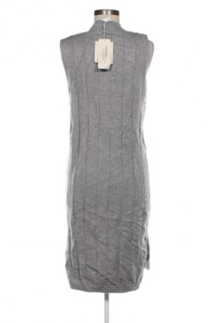 Рокля Unbranded, Размер M, Цвят Сив, Цена 42,99 лв.