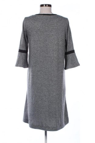 Рокля Unbranded, Размер M, Цвят Многоцветен, Цена 29,00 лв.