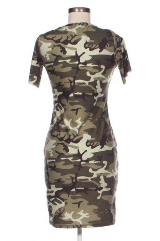 Рокля Unbranded, Размер M, Цвят Многоцветен, Цена 29,00 лв.