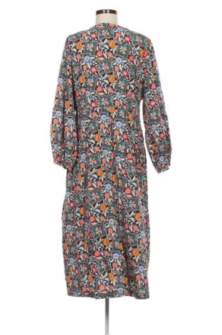 Ruha Universal Thread, Méret XL, Szín Sokszínű, Ár 9 600 Ft