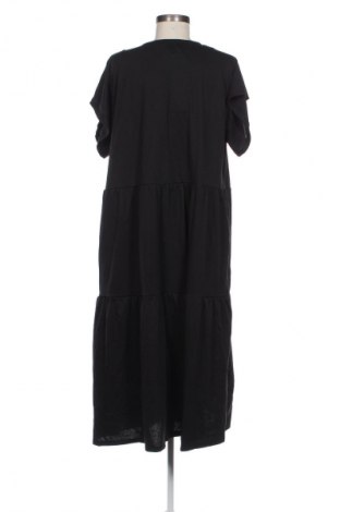 Kleid VILA, Größe 3XL, Farbe Schwarz, Preis 41,99 €