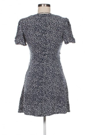 Рокля Vero Moda, Размер XS, Цвят Многоцветен, Цена 77,99 лв.