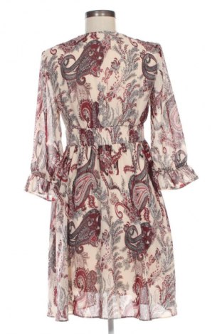 Sukienka Vero Moda, Rozmiar M, Kolor Kolorowy, Cena 62,07 zł