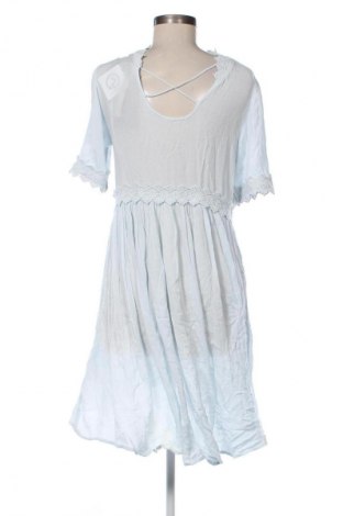 Рокля Vero Moda, Размер M, Цвят Син, Цена 62,99 лв.