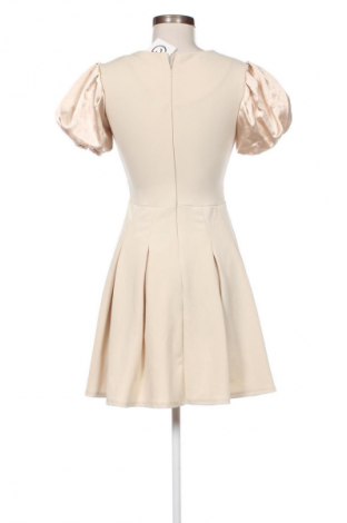 Ruha Wal G, Méret S, Szín Bézs, Ár 3 882 Ft
