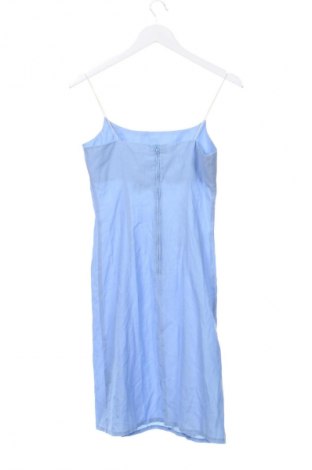 Рокля Xnk Basic, Размер S, Цвят Син, Цена 46,04 лв.