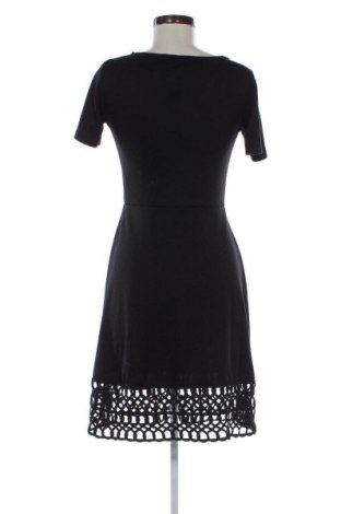 Рокля Y.A.S, Размер S, Цвят Черен, Цена 82,00 лв.