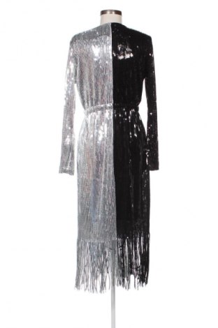 Kleid Y.A.S, Größe M, Farbe Mehrfarbig, Preis € 147,99