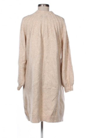 Рокля Yessica, Размер L, Цвят Бежов, Цена 28,88 лв.