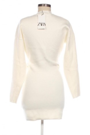 Sukienka Zara, Rozmiar M, Kolor Biały, Cena 126,60 zł