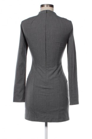 Рокля Zara, Размер XS, Цвят Сив, Цена 27,00 лв.