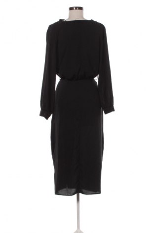 Рокля Zara, Размер XS, Цвят Черен, Цена 34,00 лв.