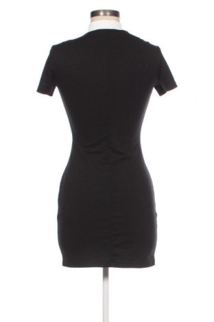 Рокля Zara, Размер S, Цвят Черен, Цена 27,00 лв.