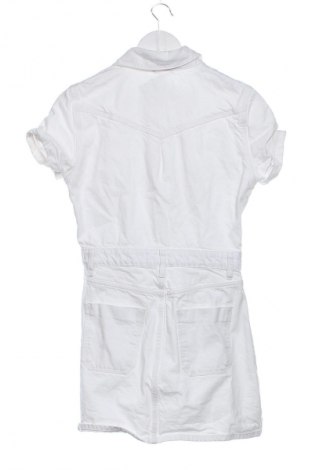 Рокля Zara, Размер M, Цвят Бял, Цена 27,00 лв.