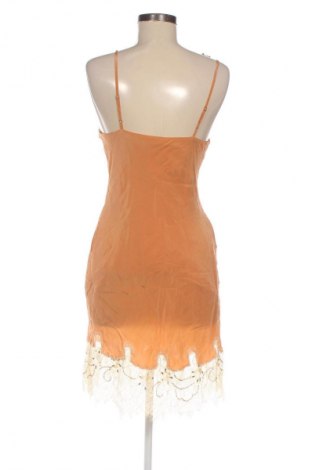 Ruha Zara, Méret M, Szín Narancssárga
, Ár 4 139 Ft