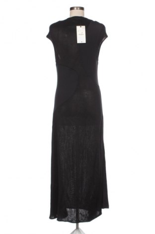 Рокля Zara, Размер XL, Цвят Черен, Цена 77,03 лв.