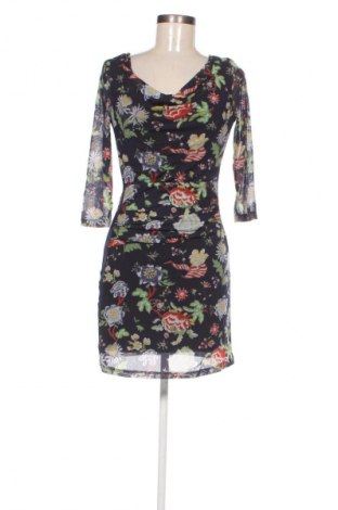 Рокля Zero, Размер XS, Цвят Многоцветен, Цена 31,99 лв.