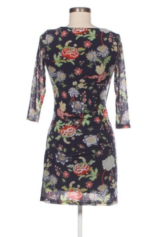 Рокля Zero, Размер XS, Цвят Многоцветен, Цена 31,99 лв.