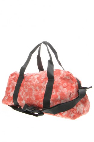 Сак Adidas, Цвят Многоцветен, Цена 70,99 лв.