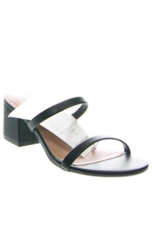 Sandály Amazon Essentials, Velikost 38, Barva Černá, Cena  739,00 Kč