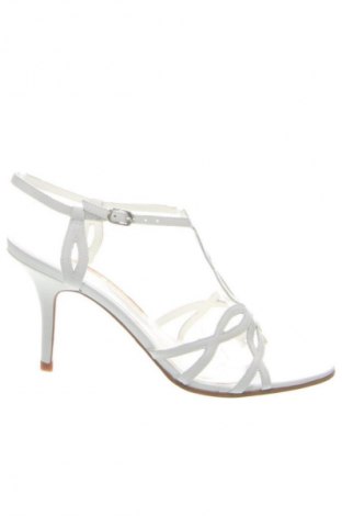 Sandalen Buffalo, Größe 38, Farbe Weiß, Preis 75,32 €