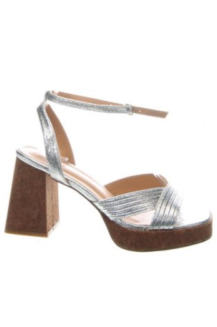 Sandále El Caballo, Veľkosť 40, Farba Strieborná, Cena  37,95 €